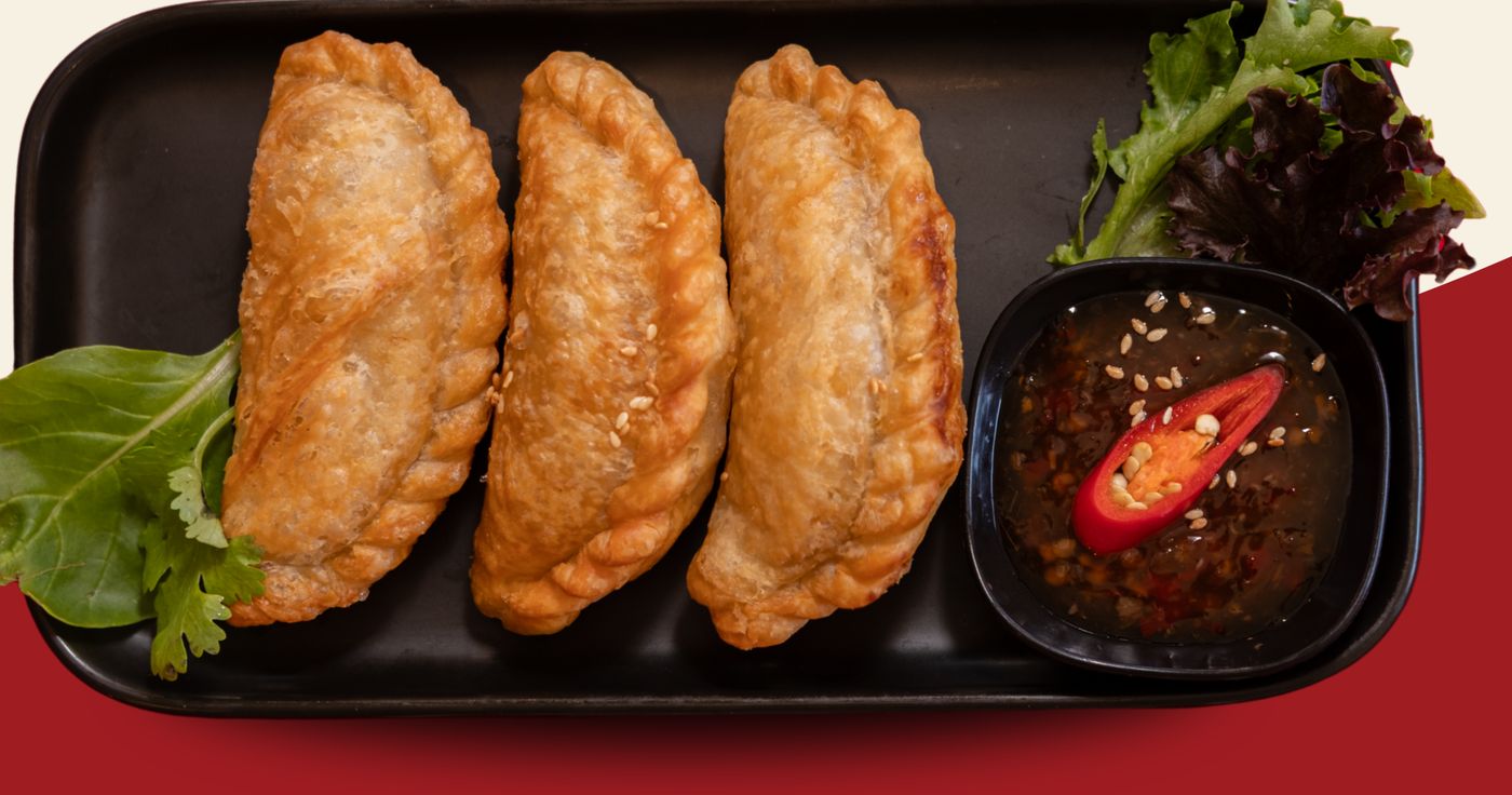 Alex's Mom Curry Puff (3 pcs)